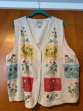 Tantrums Cream Embroidered Floral Vest